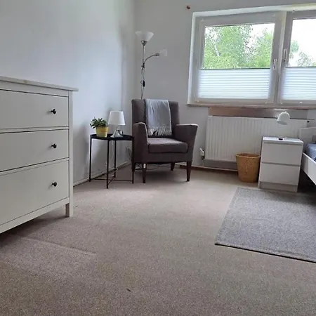 Ganze Kiel - 4 Einzelzimmer - 2 Baeder Apartamento