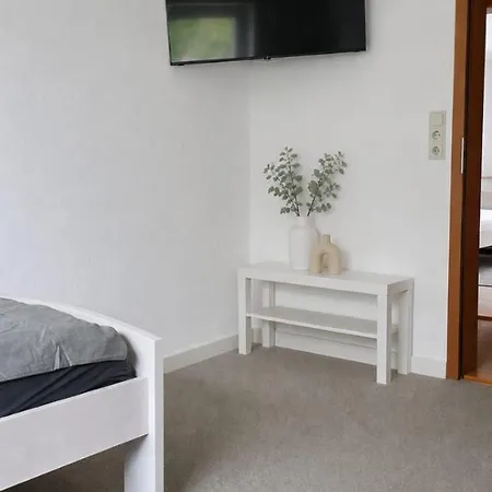 Appartement Ganze Kiel - 4 Einzelzimmer - 2 Baeder