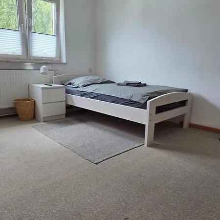 Ganze Kiel - 4 Einzelzimmer - 2 Baeder Appartement Lehmkuhlen