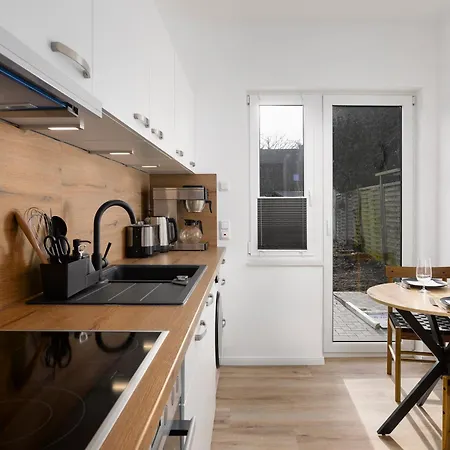 Ganze Kiel - 4 Einzelzimmer - 2 Baeder Lehmkuhlen